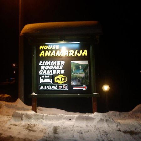 House Anamarija Hotel Selište Drežničko Kültér fotó