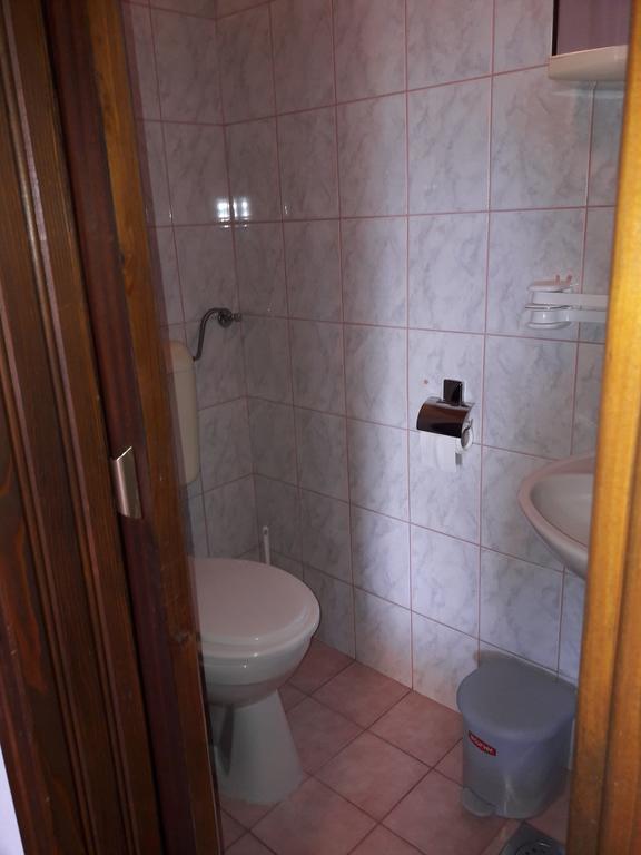 House Anamarija Hotel Selište Drežničko Kültér fotó