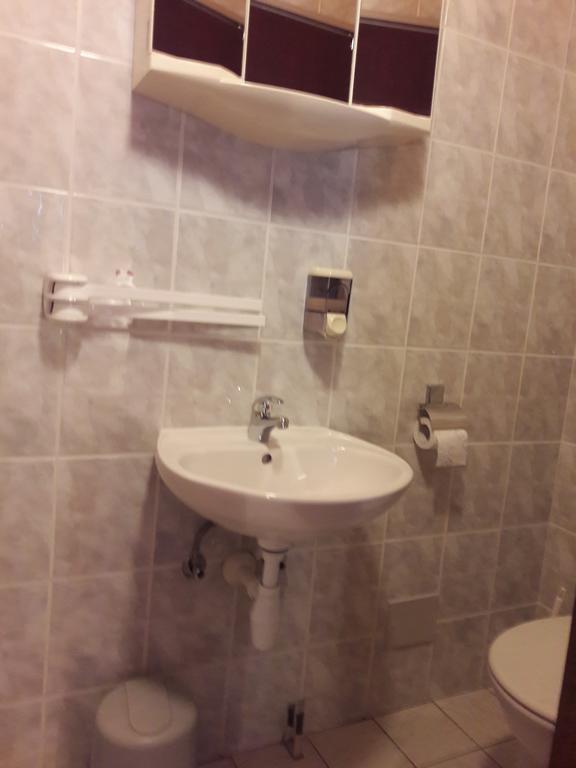 House Anamarija Hotel Selište Drežničko Kültér fotó
