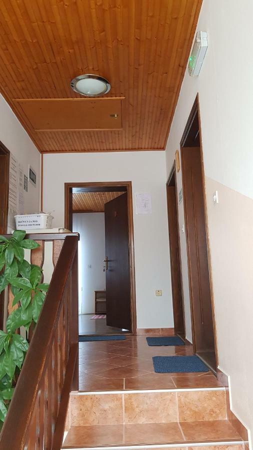 House Anamarija Hotel Selište Drežničko Kültér fotó